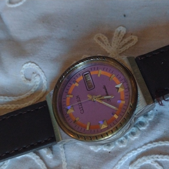 Citizen Watch - Picture 2 of 3